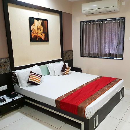 Hotel Oberoi 艾哈迈德讷格尔 外观 照片